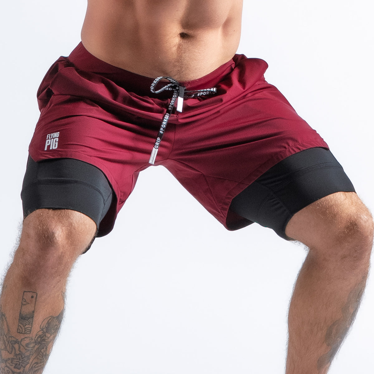 Fly sports shorts with burgundy mesh